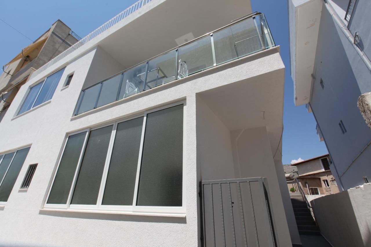 Deda Apartments Sarandë Exterior foto