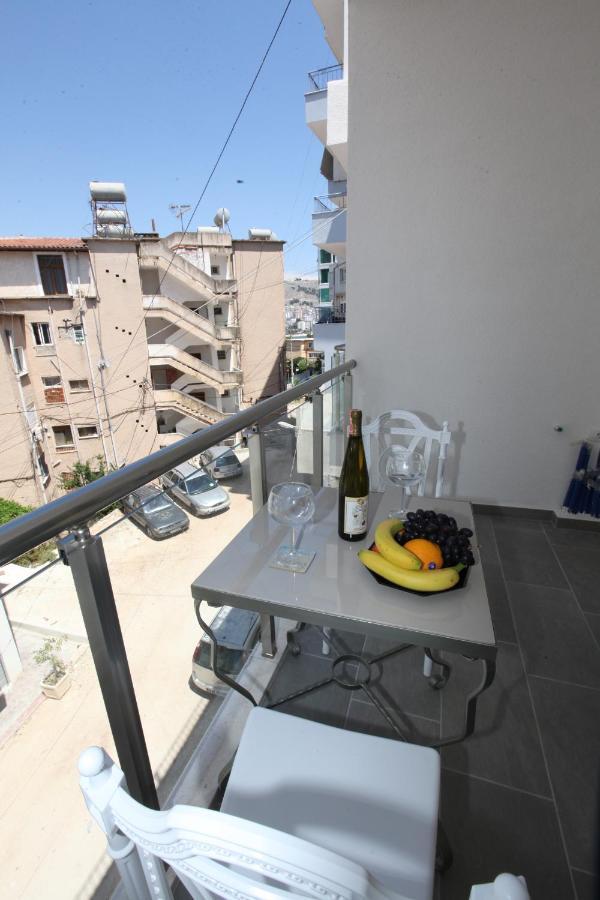 Deda Apartments Sarandë Exterior foto